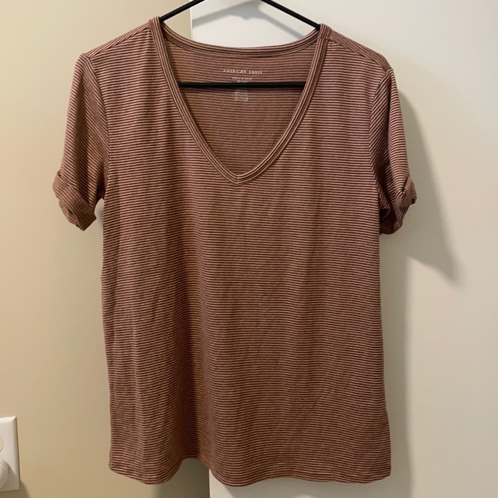 American Eagle Soft & Sexy plush short sleeve V neck top shirt size medium